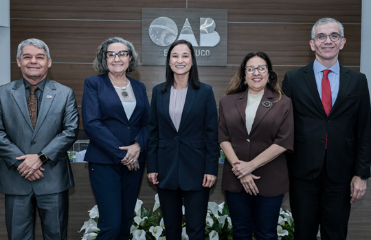 Notícia em destaque: OAB-PE realiza sabatina com candidatos à vaga do Quinto Constitucional no TJPE