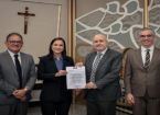 Notícia em destaque: Quinto Constitucional: OAB-PE entrega lista s&ecirc;xtupla ao TJPE
