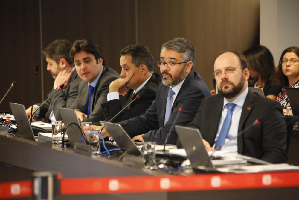 Leonardo Accioly apresenta proposta ao Conselho Nacional do Minist&eacute;rio P&uacute;blico que sugere restaura&ccedil;&atilde;o do direito dos advogados de examinar autos
