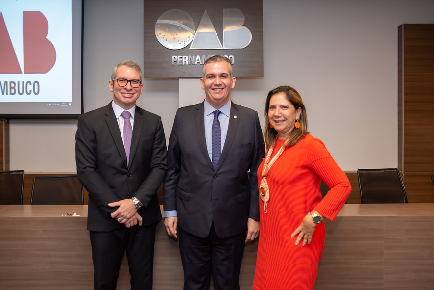 OAB-PE elege novos integrantes do Conselho Federal em noite prestigiada