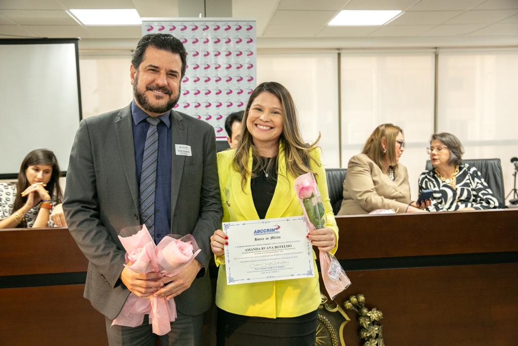 Agosto Lilás: OAB Pernambuco recebe homenagem da ABCCRIM