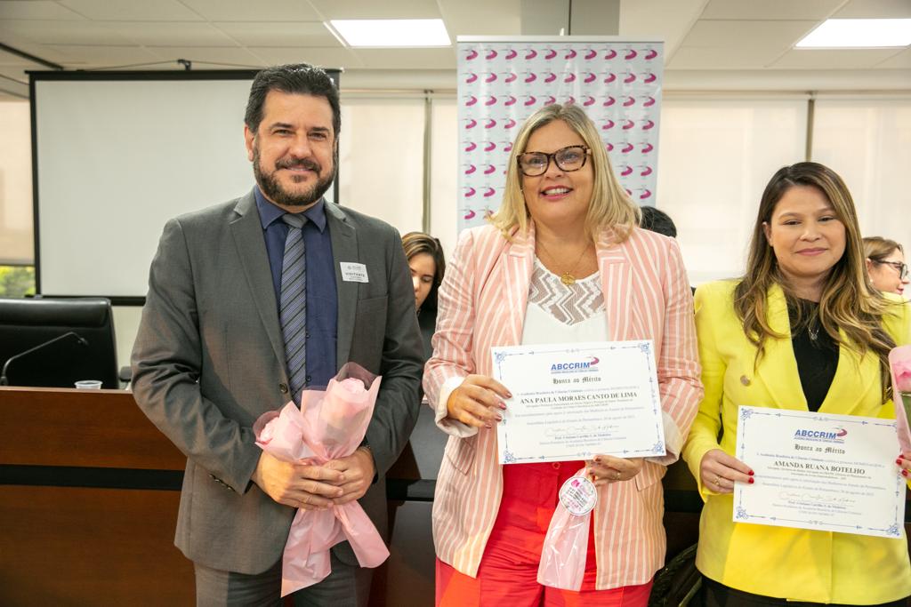 Agosto Lilás: OAB Pernambuco recebe homenagem da ABCCRIM