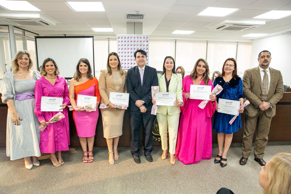 Agosto Lilás: OAB Pernambuco recebe homenagem da ABCCRIM