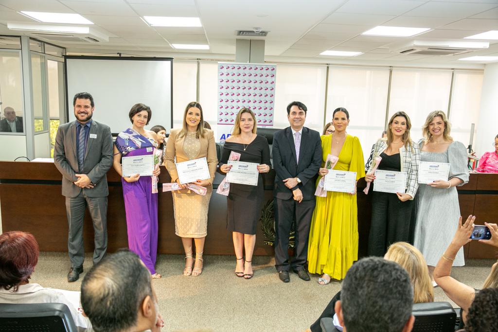 Agosto Lilás: OAB Pernambuco recebe homenagem da ABCCRIM