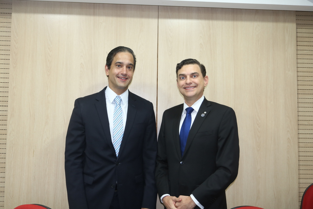 Presidente Ronnie Duarte participa da cerim&ocirc;nia de posse da nova diretoria da APPE nesta segunda-feira (2)