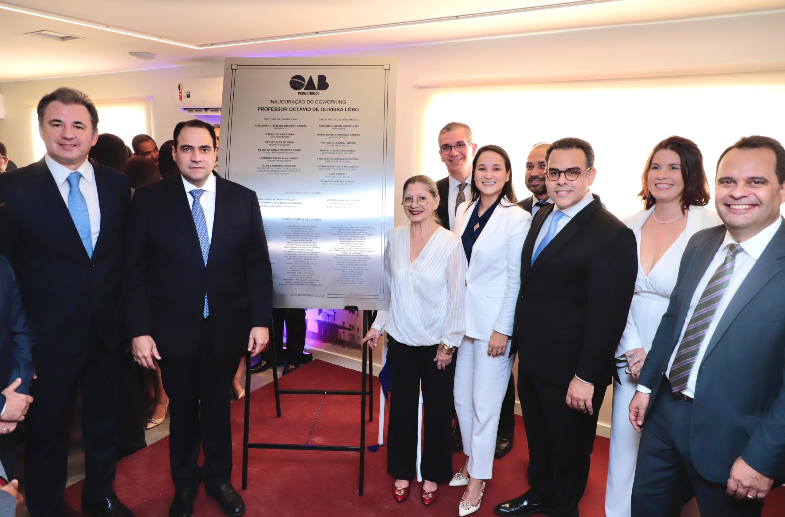 Compromisso de gest&atilde;o: Beto Simonetti e Fernando Ribeiro Lins inauguram Coworking Professor Oct&aacute;vio L&ocirc;bo
