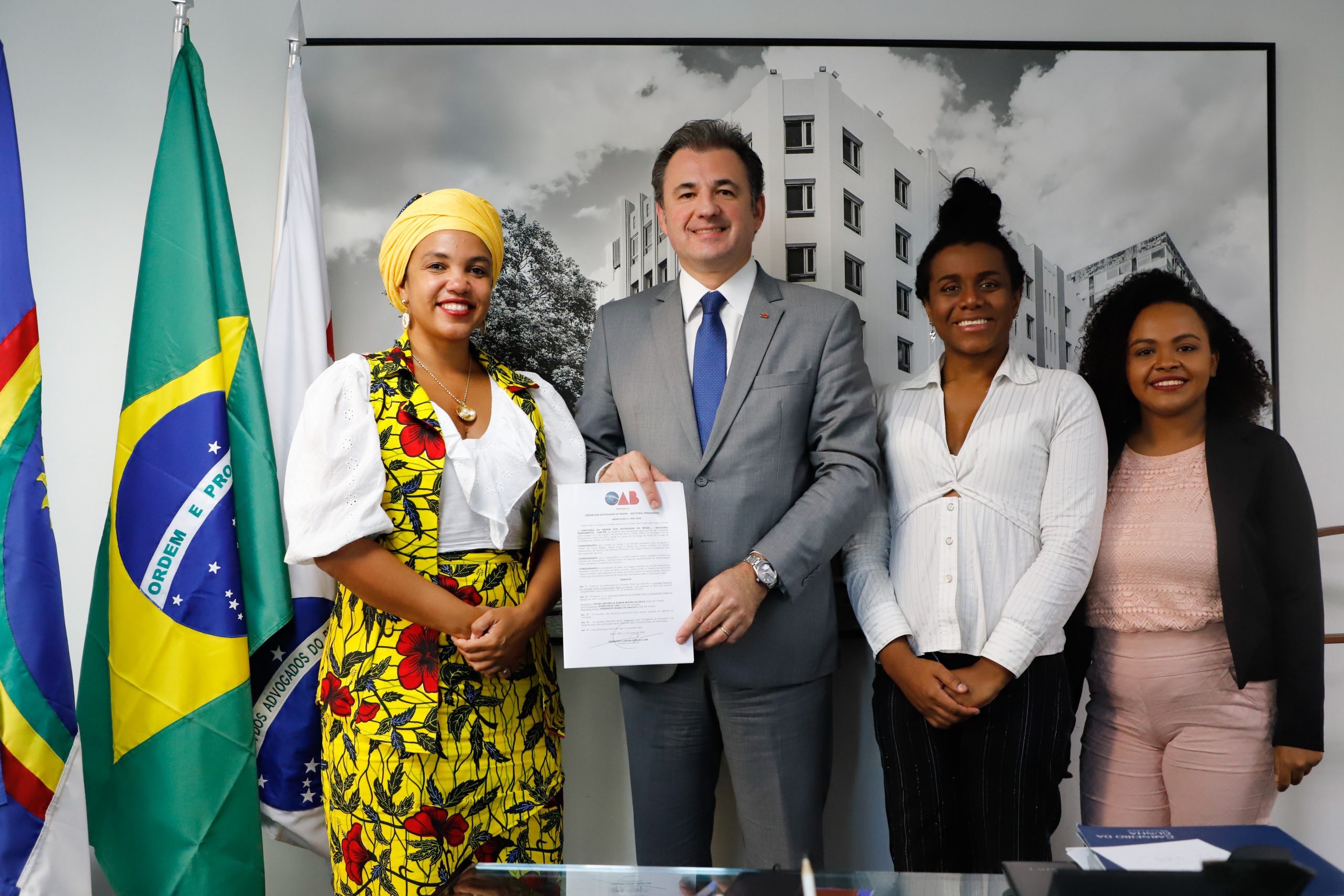 Fernando Ribeiro Lins nomeia Comissão Especial da Verdade sobre a Escravidão Negra no Brasil