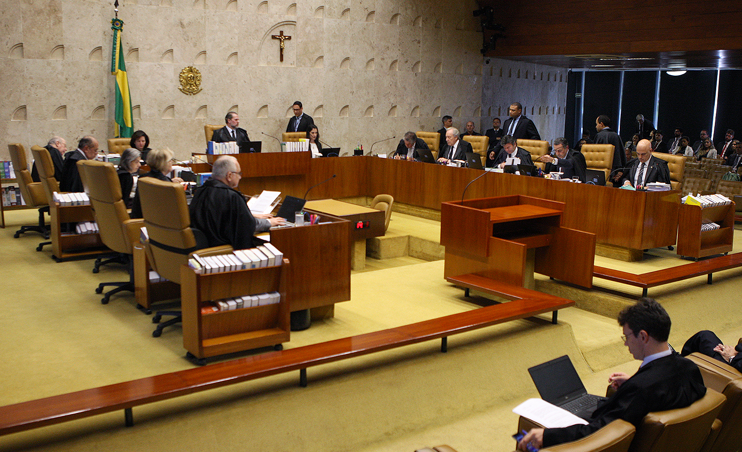 STF reafirma compet&ecirc;ncia da Justi&ccedil;a Eleitoral para julgar crimes comuns conexos a delitos eleitorais