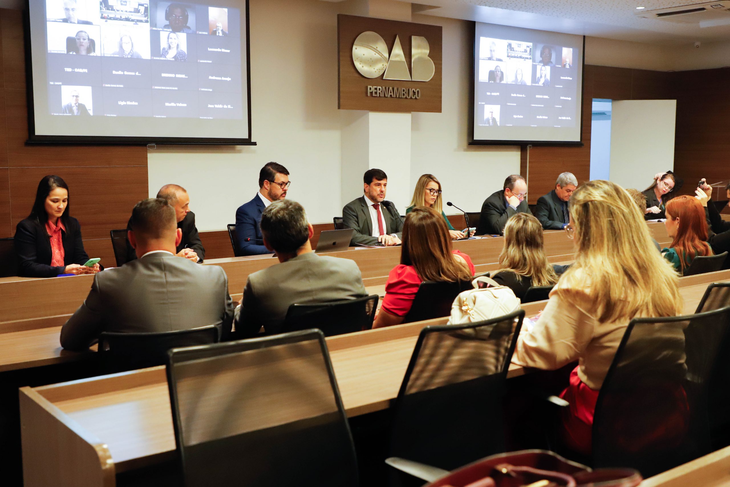 OAB Pernambuco realiza treinamento para membros do Tribunal Ética e Disciplina