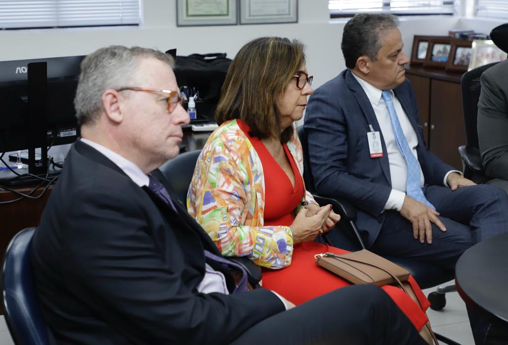 OAB-PE busca agilização processual em parceria com o TRT6