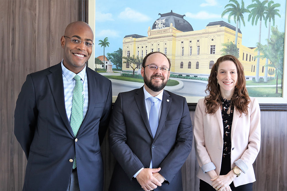 OAB-PE recebe visita institucional de representantes da Embaixada dos Estados Unidos no Brasil