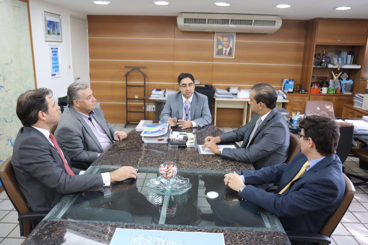 Ronnie Duarte trata dos honor&aacute;rios sucumbenciais dos advogados da Compesa