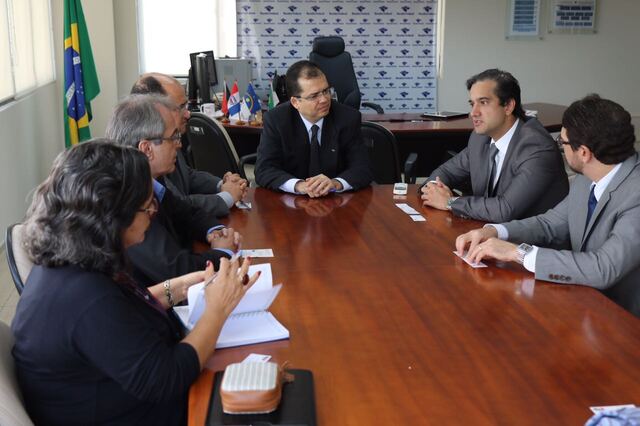 Em reunião com superintendente da Receita Federal, Ronnie Duarte apresenta demandas da advocacia