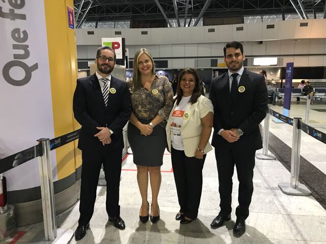 Mutirão da OAB-PE e entidades de proteção ao consumidor interdita balanças e orienta passageiros sobre taxa por bagagem despachada no Aeroporto do Recife