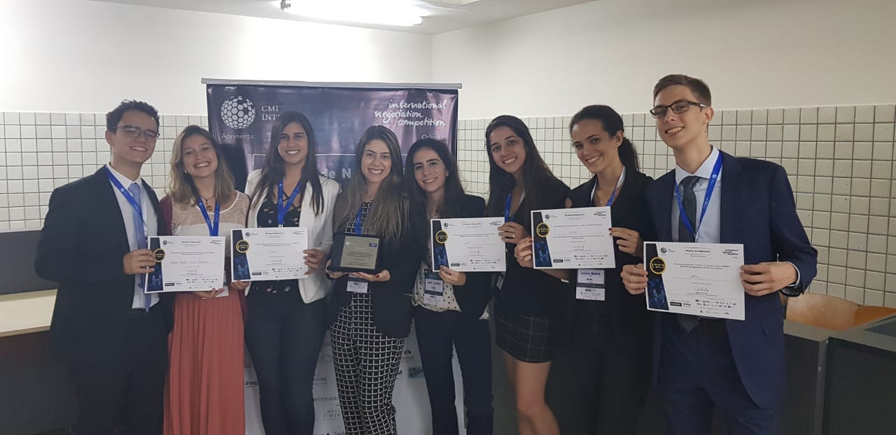 Estudantes de Direito realizam vaquinha virtual para representar Pernambuco em competição mundial de negociação