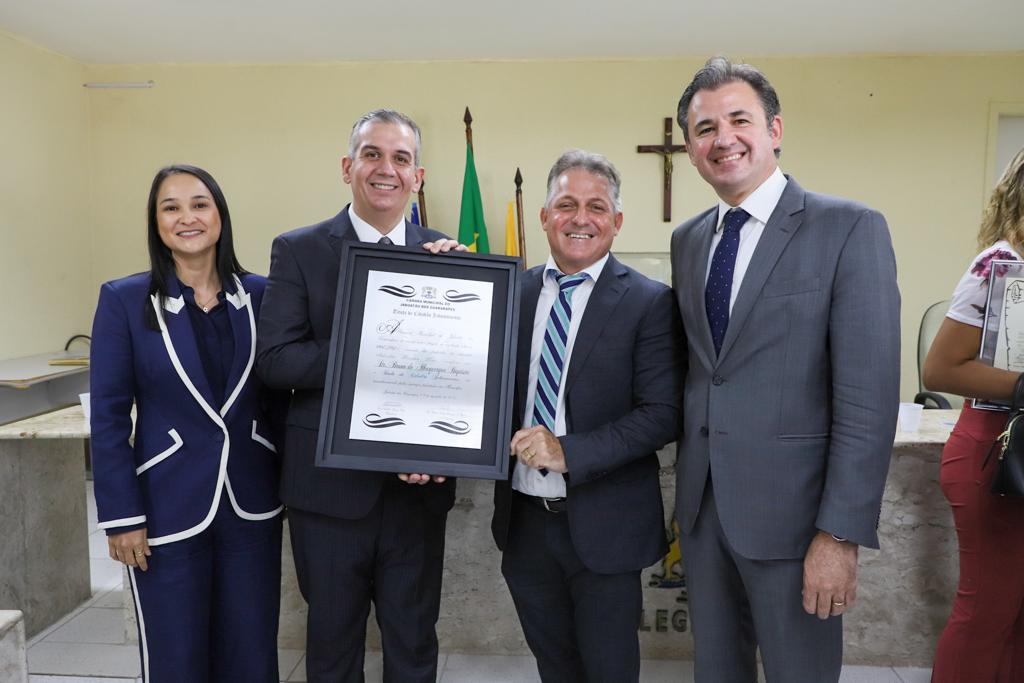 Presidente Bruno Baptista recebe Título de Cidadão Jaboatonense