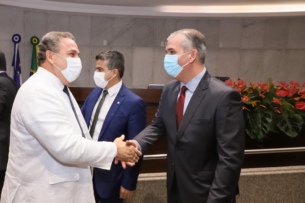 Presidente é homenageado com Medalha Joaquim Nabuco