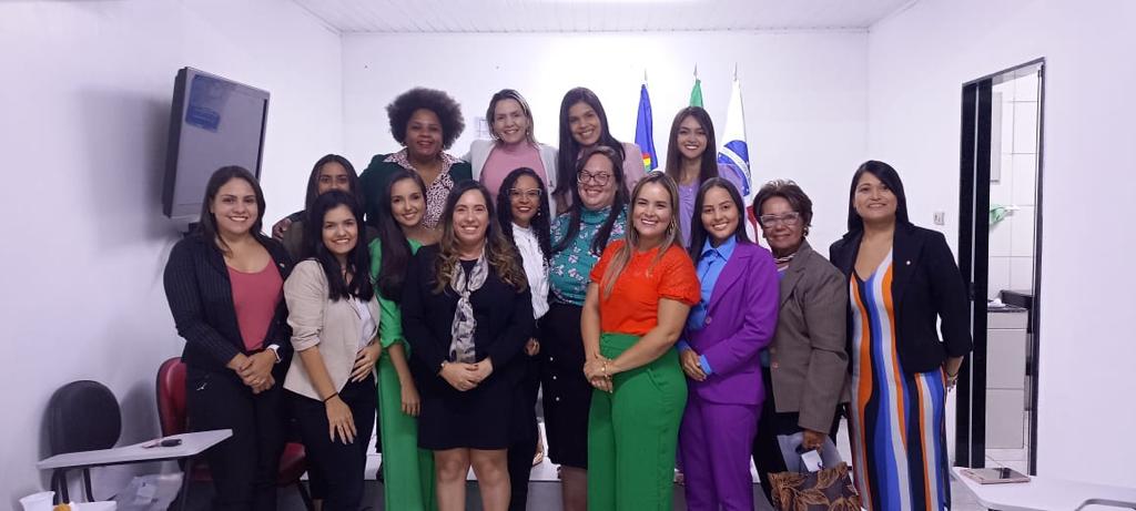Manoela Alves debate Gênero e Raça na OAB Belo Jardim