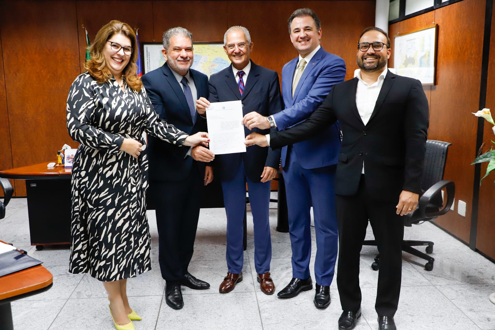 OAB-PE, ESA-PE, TRE-PE e Instituto Luiz Mário Moutinho selam parceria
