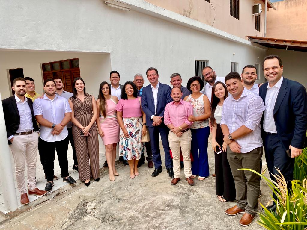 No Sertão do Pajeú, Fernando Ribeiro Lins visita futura sede da OAB São José do Egito