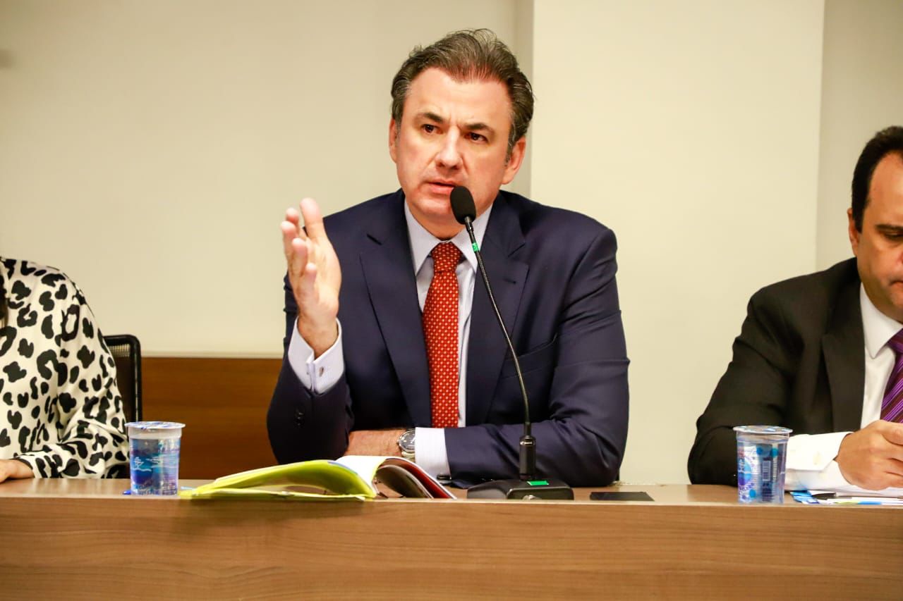 “Advocacia não é despachante bancária”, afirma Fernando Ribeiro em requerimento ao TJPE criticando atrasos em pagamentos de precatórios