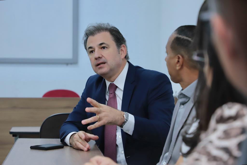 Reunião com o prefeito Lupércio trata de doação de imóvel para a OAB Olinda