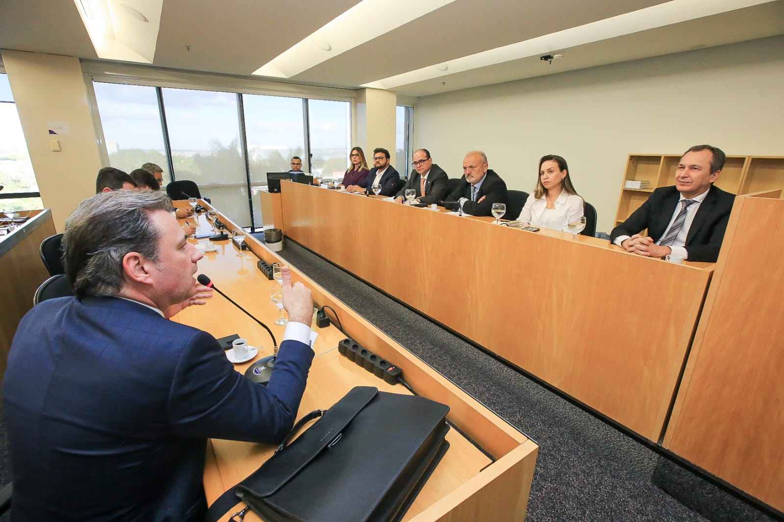 Em Brasília, Fernando Ribeiro Lins pede agilidade no pagamento de alvarás e precatórios