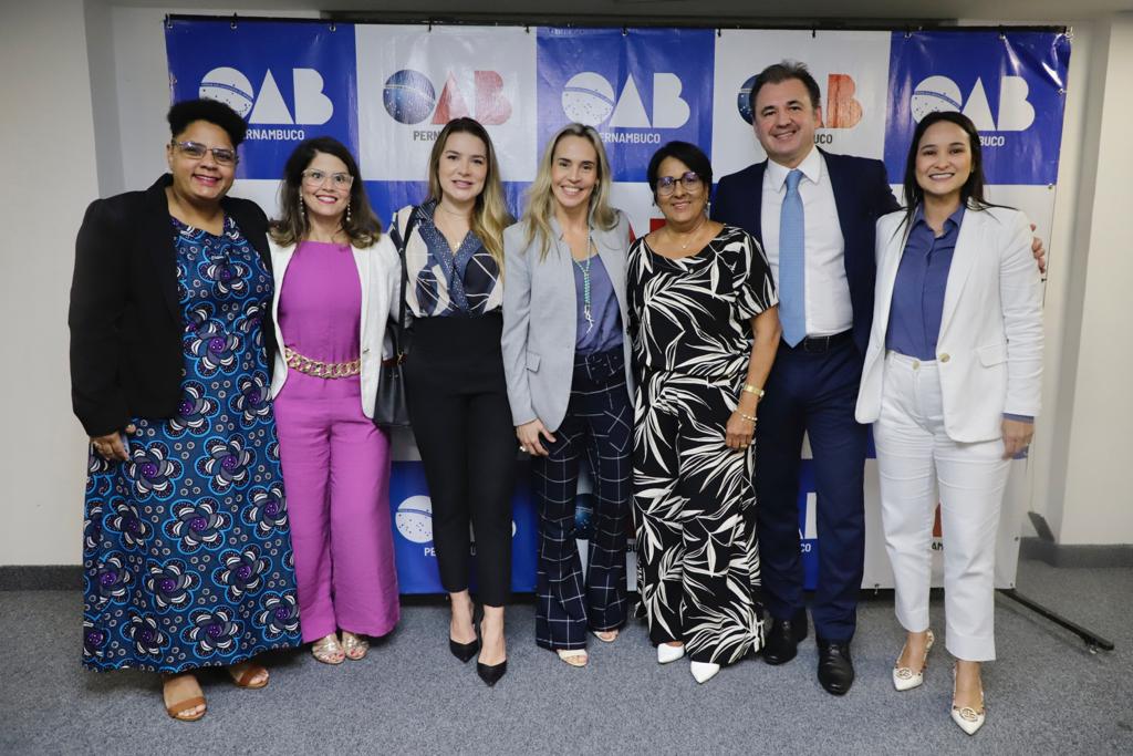 Em sessão histórica, OAB-PE aprova Plano de Valorização da Advogada Pernambucana