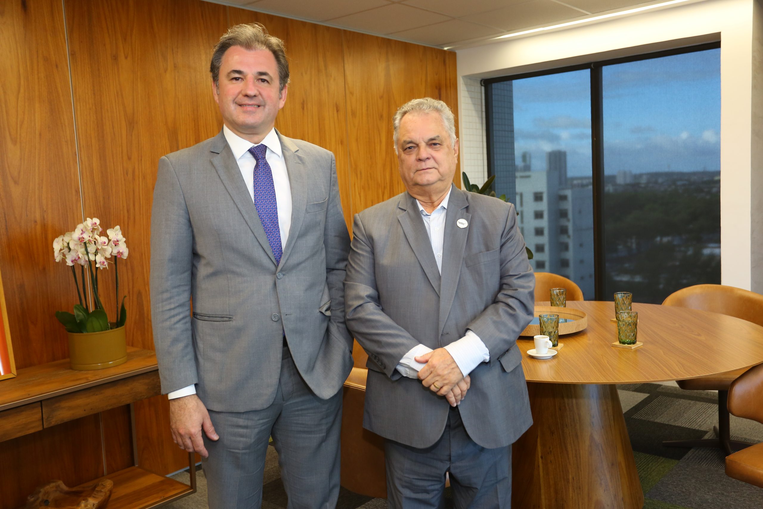 OAB-PE apresenta Banco de Talentos ao Fecom&eacute;rcio