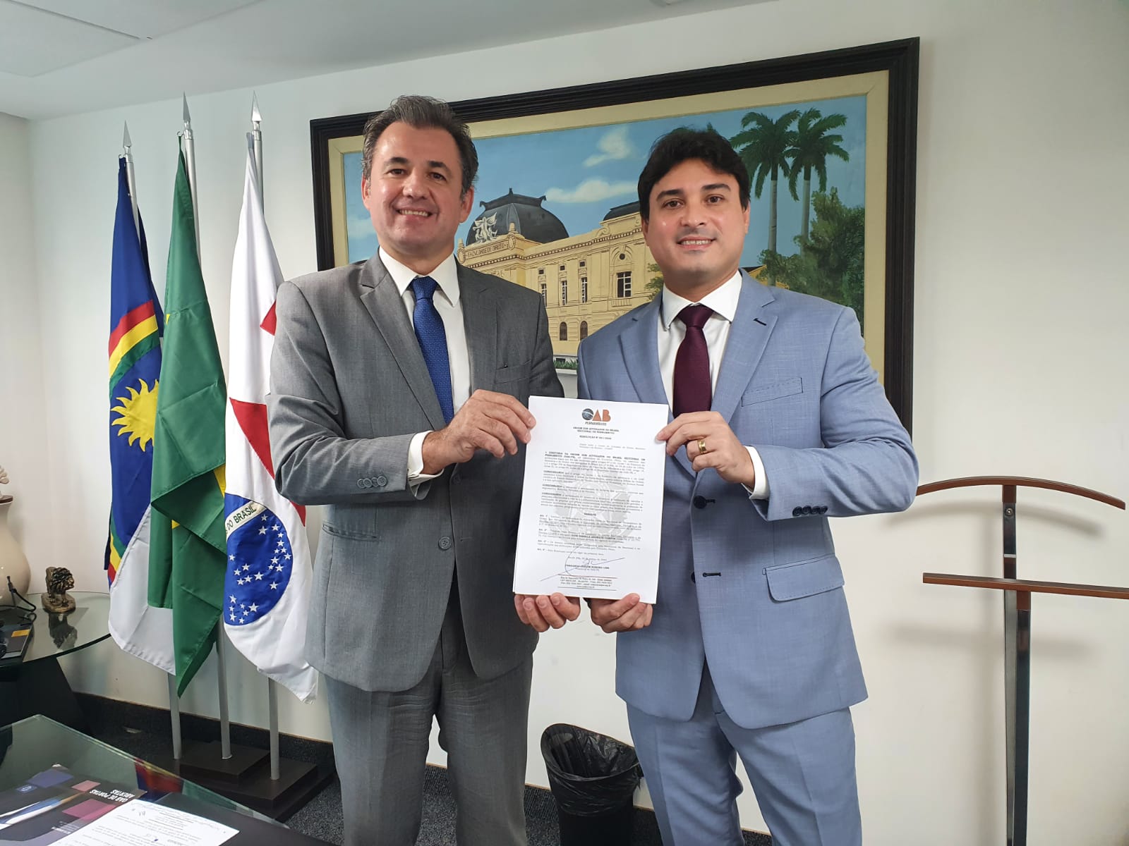 Presidente Fernando Ribeiro Lins dá posse a novas comissões