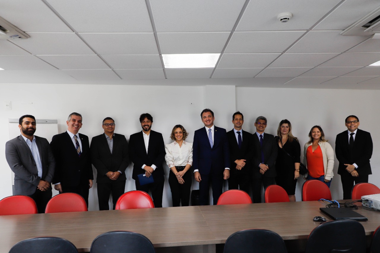 Fernando Ribeiro Lins se reúne com superintendente Regional Nordeste do INSS