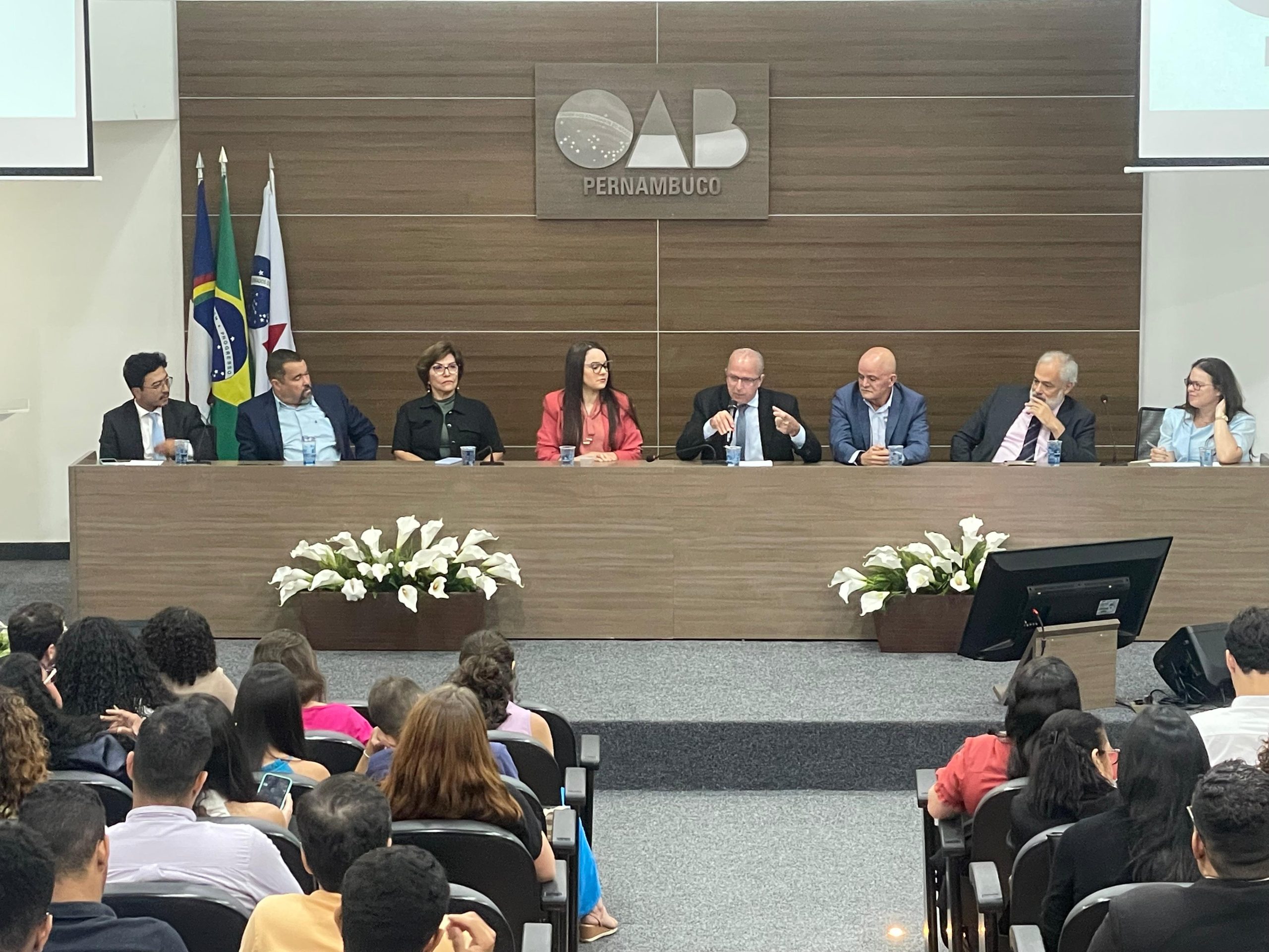 Decisões da Corte Interamericana de Direitos Humanos no Caso do Complexo Penitenciário do Curado são debatidas na OAB-PE